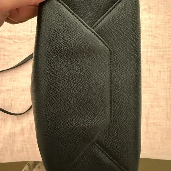 Old Céline Vertical Cabas Tote in Black - Picture 6 of 9